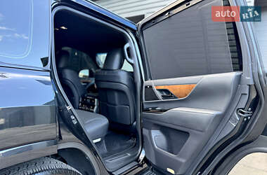 Внедорожник / Кроссовер Lexus LX 2022 в 