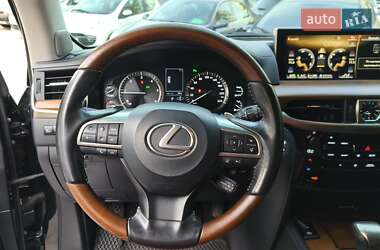 Позашляховик / Кросовер Lexus LX 2017 в 