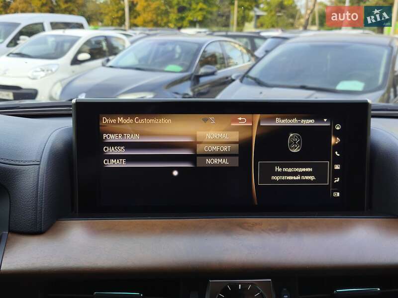 Позашляховик / Кросовер Lexus LX 2017 в Дніпрі