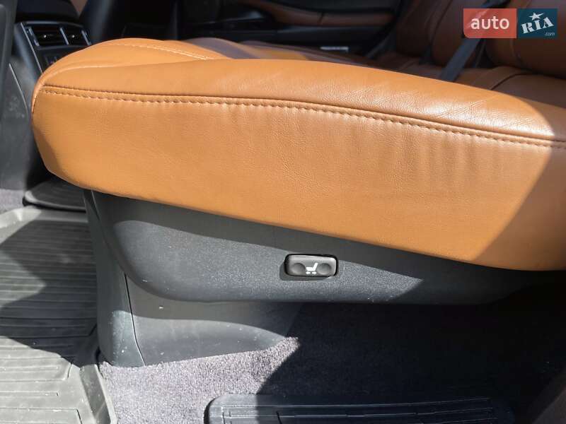 Внедорожник / Кроссовер Lexus LX 2011 в Львове фото 32 Внедорожник / Кроссовер Lexus LX 2011 в Львове