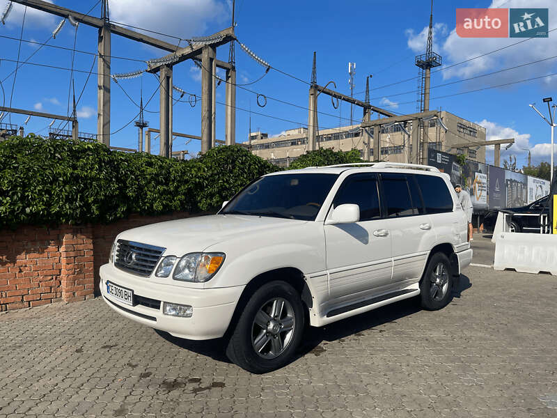 Позашляховик / Кросовер Lexus LX 2006 в Чернівцях