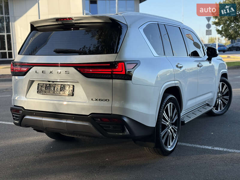 Позашляховик / Кросовер Lexus LX 2022 в Києві
