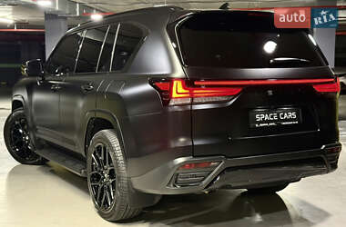 Внедорожник / Кроссовер Lexus LX 2022 в 