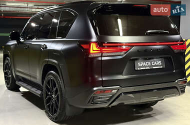 Внедорожник / Кроссовер Lexus LX 2022 в 