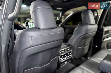 Внедорожник / Кроссовер Lexus LX 2022 в 