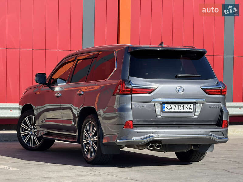 Внедорожник / Кроссовер Lexus LX 2016 в Киеве