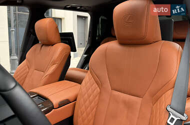 Позашляховик / Кросовер Lexus LX 2022 в 