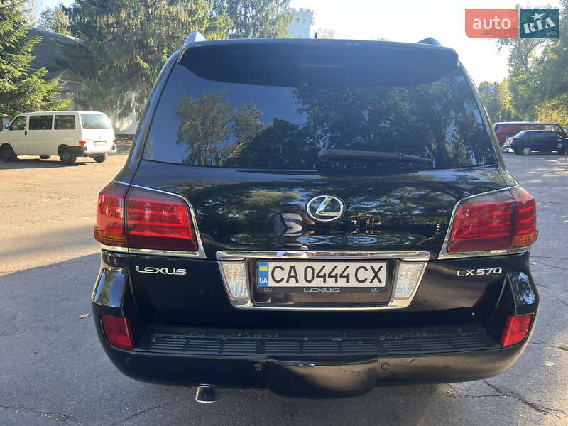 Позашляховик / Кросовер Lexus LX 2008 в Корсунь-Шевченківському