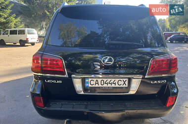 Внедорожник / Кроссовер Lexus LX 2008 в 