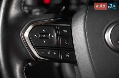 Позашляховик / Кросовер Lexus LX 2021 в 