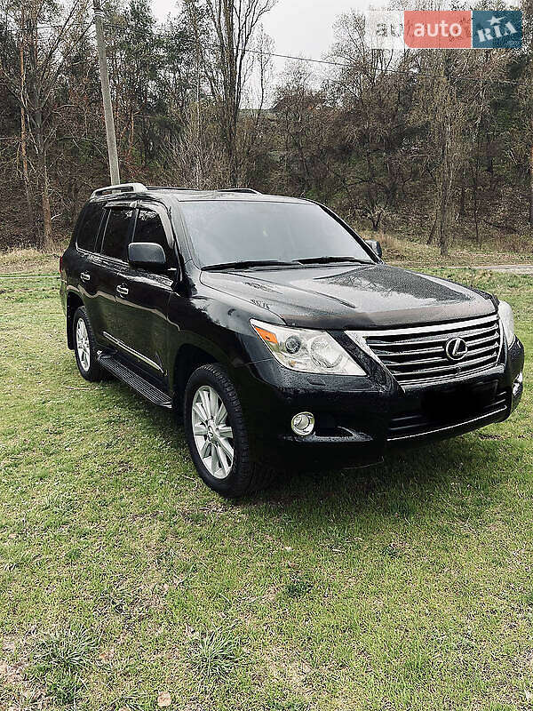 Lexus LX 2008