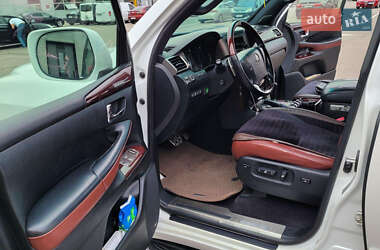 Позашляховик / Кросовер Lexus LX 2013 в 