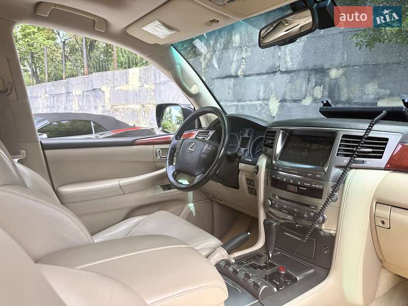 Позашляховик / Кросовер Lexus LX 2008 в Харкові