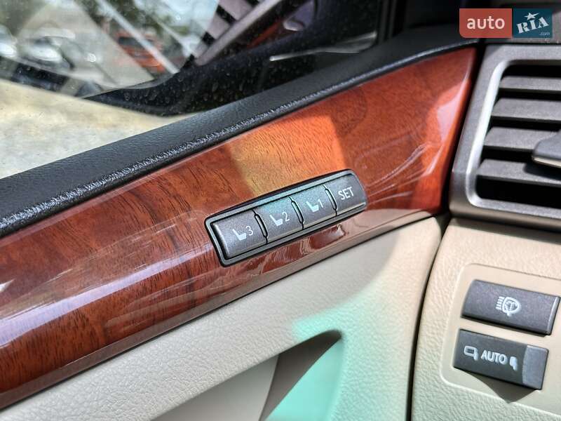 Позашляховик / Кросовер Lexus LX 2008 в Харкові