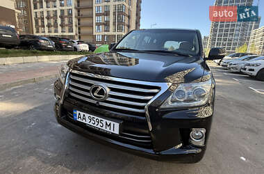 Позашляховик / Кросовер Lexus LX 2012 в 