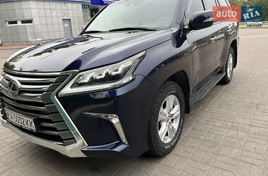 Внедорожник / Кроссовер Lexus LX 2017 в Киеве