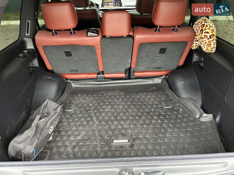 Позашляховик / Кросовер Lexus LX 2017 в Києві