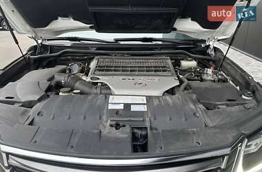 Позашляховик / Кросовер Lexus LX 2017 в 