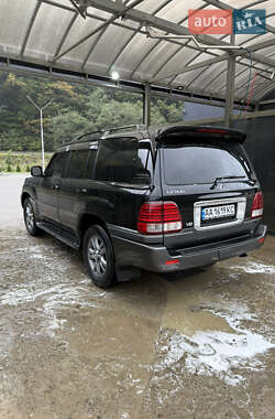 Позашляховик / Кросовер Lexus LX 2004 в 