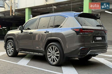 Позашляховик / Кросовер Lexus LX 2022 в 