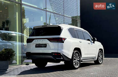 Внедорожник / Кроссовер Lexus LX 2023 в 