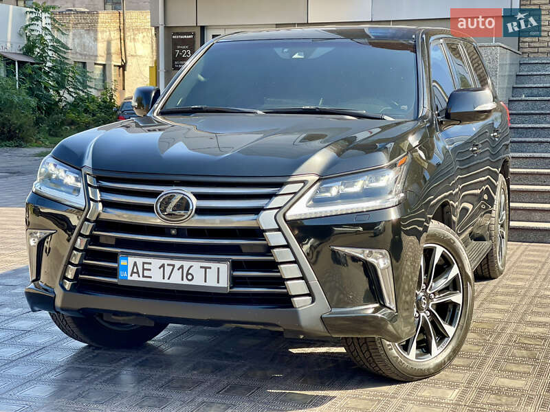 Позашляховик / Кросовер Lexus LX 2017 в Кам'янському