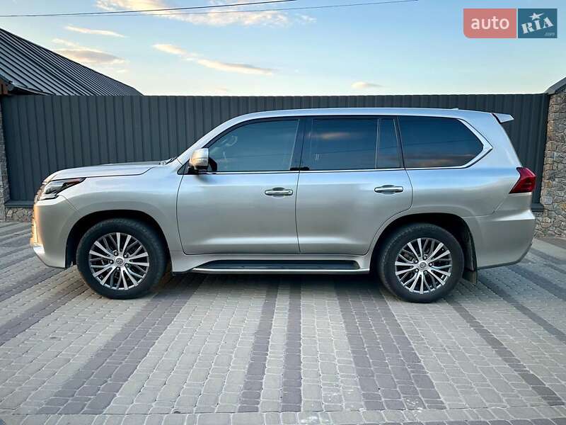 Позашляховик / Кросовер Lexus LX 2017 в Білій Церкві