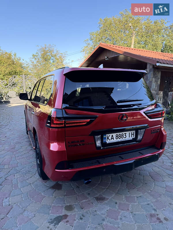 Позашляховик / Кросовер Lexus LX 2017 в Чернівцях