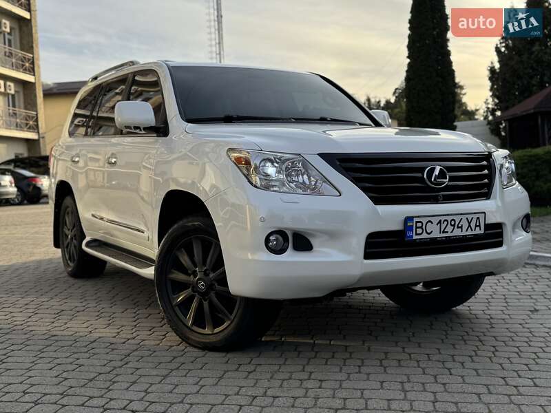 Позашляховик / Кросовер Lexus LX 2008 в Львові