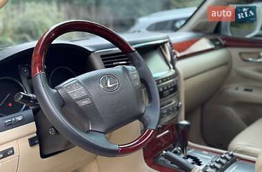 Внедорожник / Кроссовер Lexus LX 2008 в 