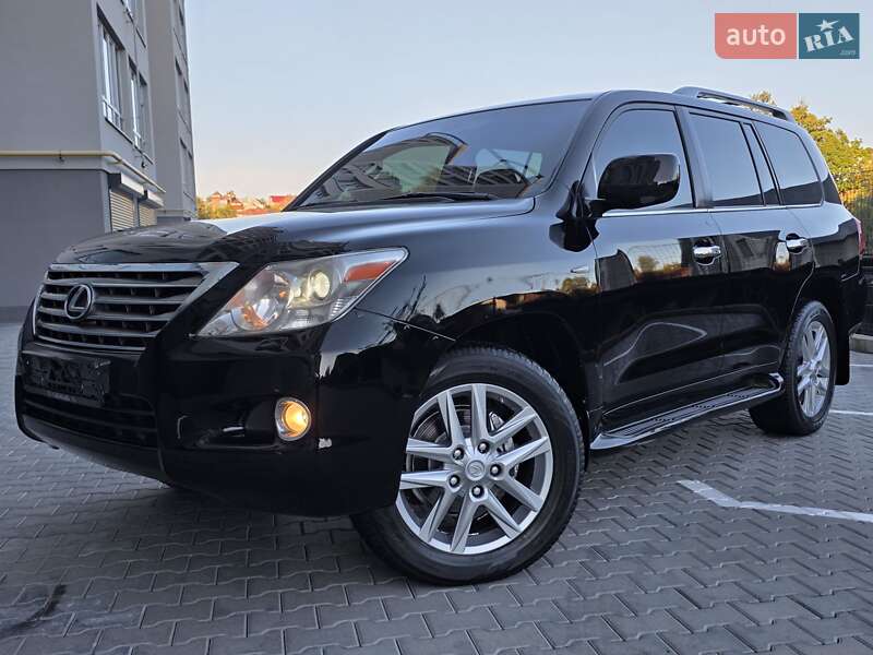 Внедорожник / Кроссовер Lexus LX 2009 в 