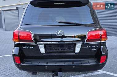 Внедорожник / Кроссовер Lexus LX 2009 в 