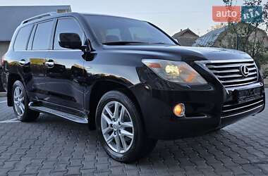 Внедорожник / Кроссовер Lexus LX 2009 в 