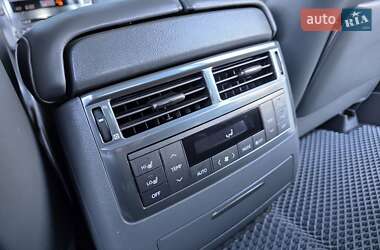 Внедорожник / Кроссовер Lexus LX 2009 в 