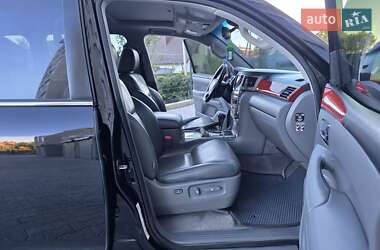 Внедорожник / Кроссовер Lexus LX 2009 в 