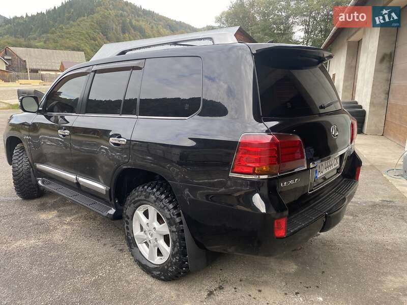 Внедорожник / Кроссовер Lexus LX 2008 в Тячеве