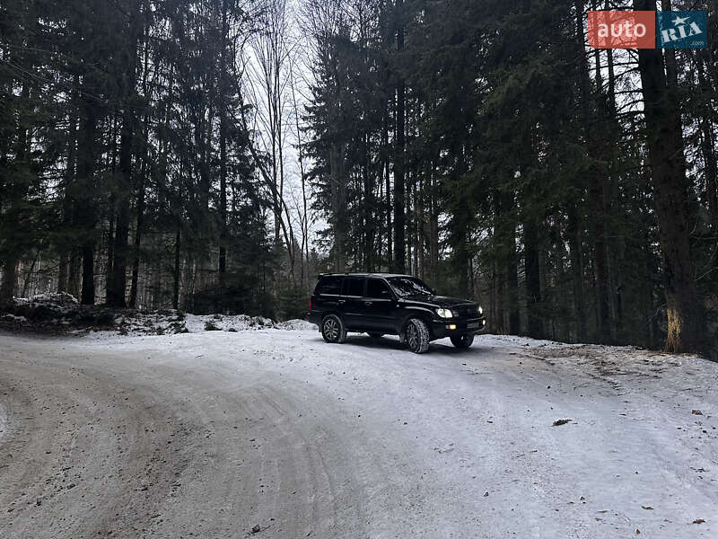 Позашляховик / Кросовер Lexus LX 2005 в Києві