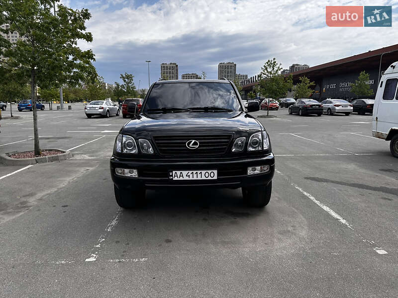 Позашляховик / Кросовер Lexus LX 2005 в Києві