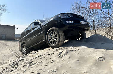 Позашляховик / Кросовер Lexus LX 2005 в 
