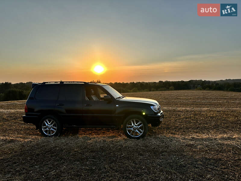 Позашляховик / Кросовер Lexus LX 2005 в Києві