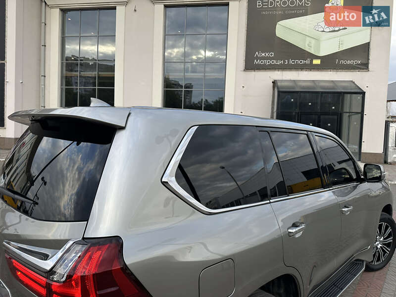 Позашляховик / Кросовер Lexus LX 2016 в Дніпрі фото 77 Позашляховик / Кросовер Lexus LX 2016 в Дніпрі