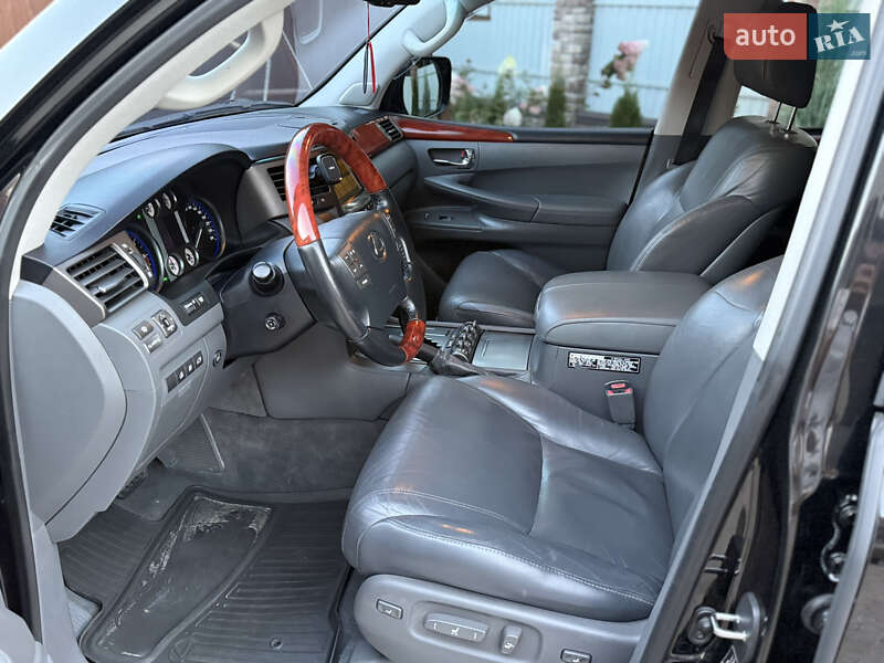 Позашляховик / Кросовер Lexus LX 2010 в Житомирі