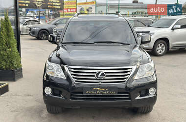 Внедорожник / Кроссовер Lexus LX 2008 в 