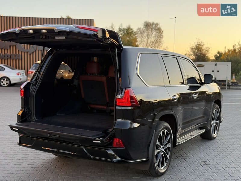 Позашляховик / Кросовер Lexus LX 2020 в Києві