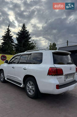 Позашляховик / Кросовер Lexus LX 2008 в 