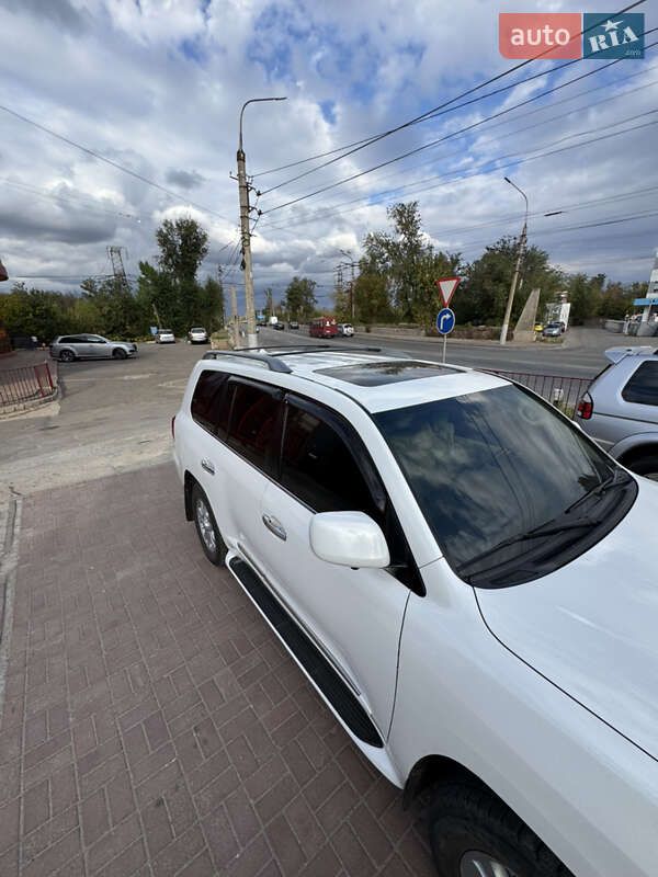Внедорожник / Кроссовер Lexus LX 2008 в Кривом Роге