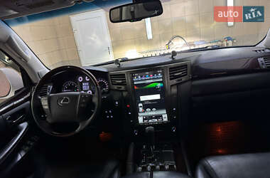 Позашляховик / Кросовер Lexus LX 2012 в 