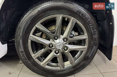 Позашляховик / Кросовер Lexus LX 2012 в 
