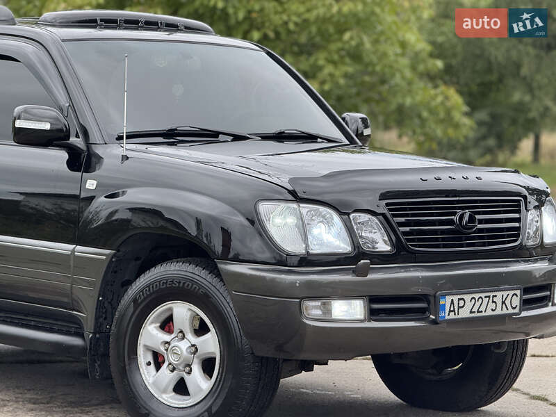 Внедорожник / Кроссовер Lexus LX 2002 в Надворной