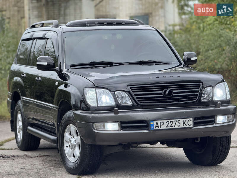 Внедорожник / Кроссовер Lexus LX 2002 в Надворной
